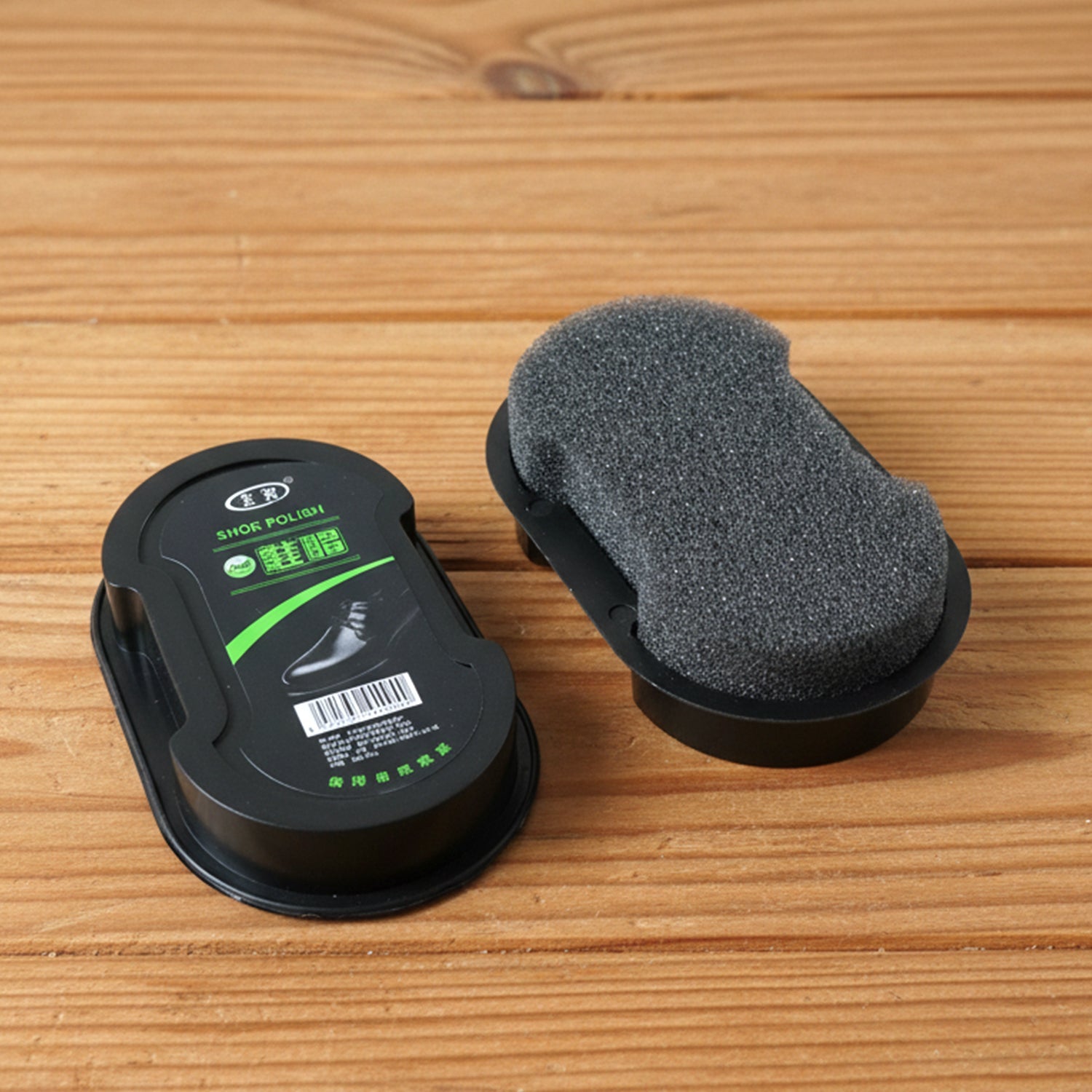 Portable shoe polish applicator