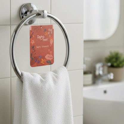 Compact berry scented air gel