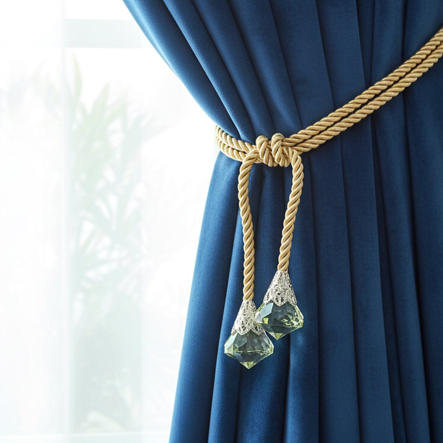 Traditional tassel tie back
