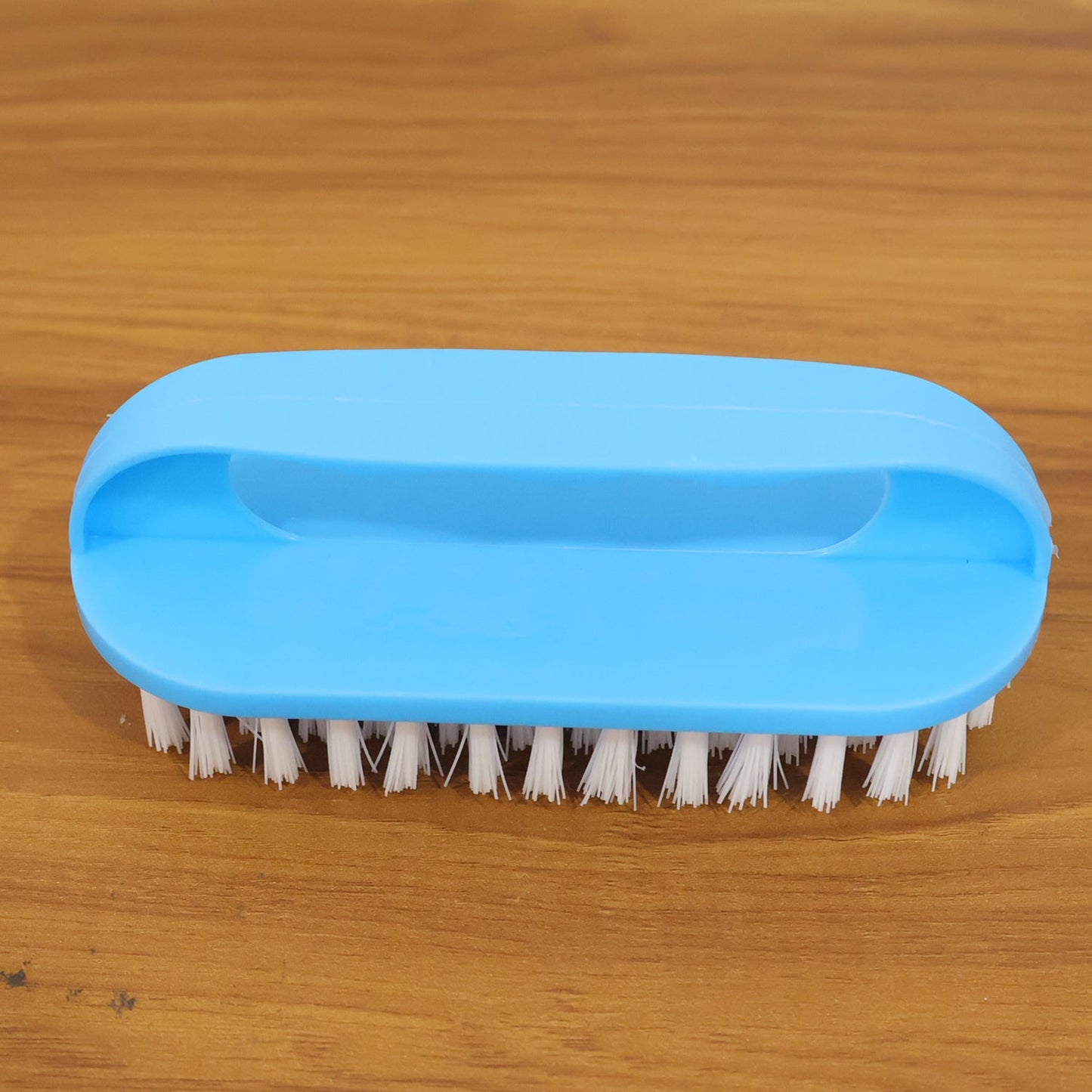 Heavy duty scrubbing cleaning tool