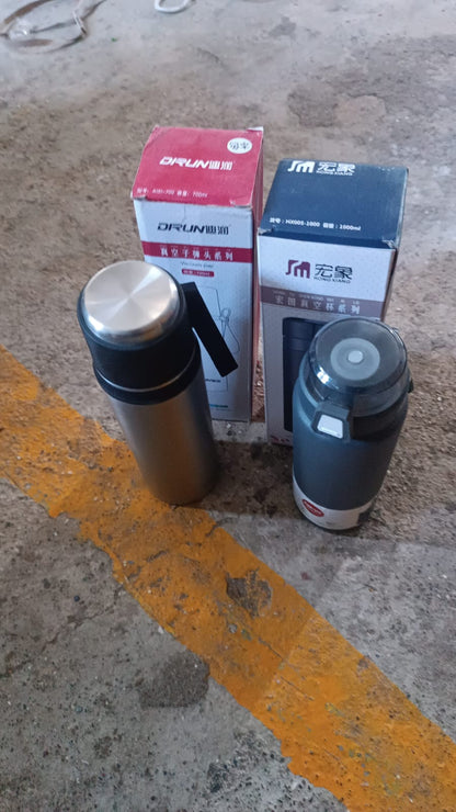 Stainless Steel Double Walled Vacuum Insulated Water Bottle (Mix Design 1 Pc)