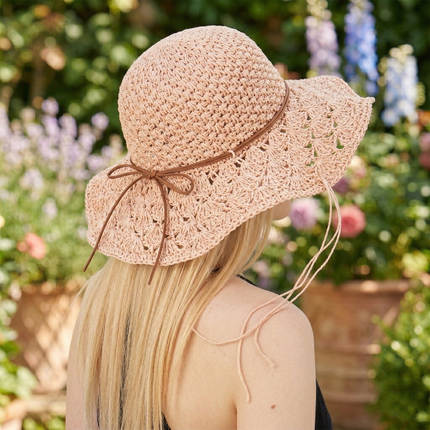 stylish wide brim cap for summer fashion
