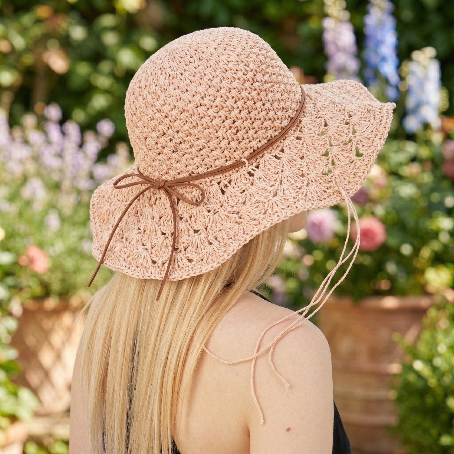 stylish wide brim cap for summer fashion