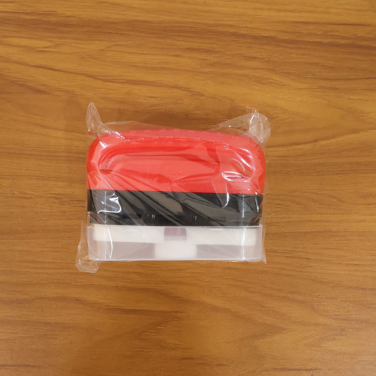 Auto cleaning sponge with handle